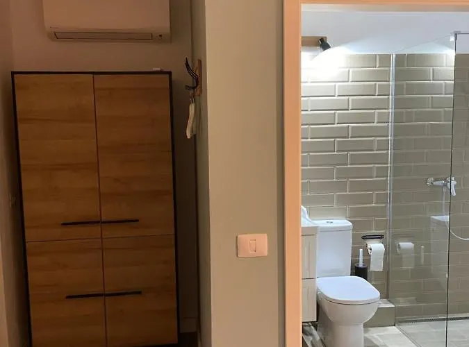 Проживання в сім'ї Maremi